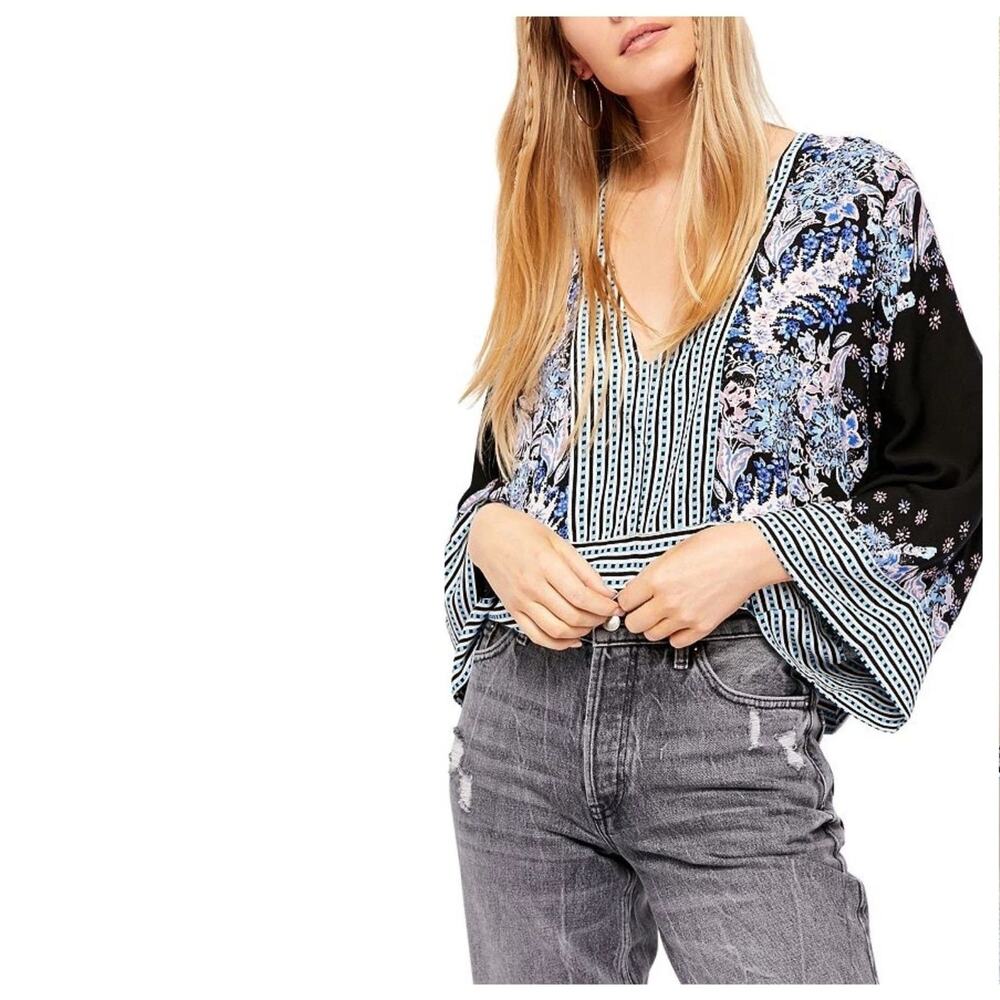 XS Top Blouse Free People Cropped V-Neck Kimono Boho Chic Flowey Dark Romance